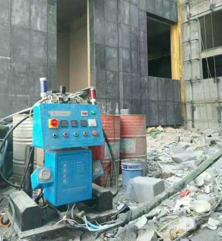 外墻保溫噴涂機(jī)(圖1) 外墻保溫噴涂機(jī)公司企業(yè)